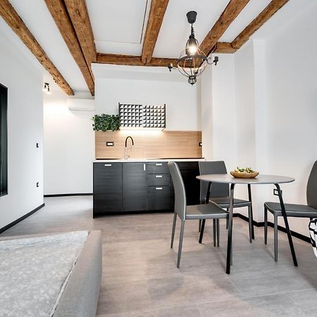 Black & White Apartments Rijeka Luaran gambar