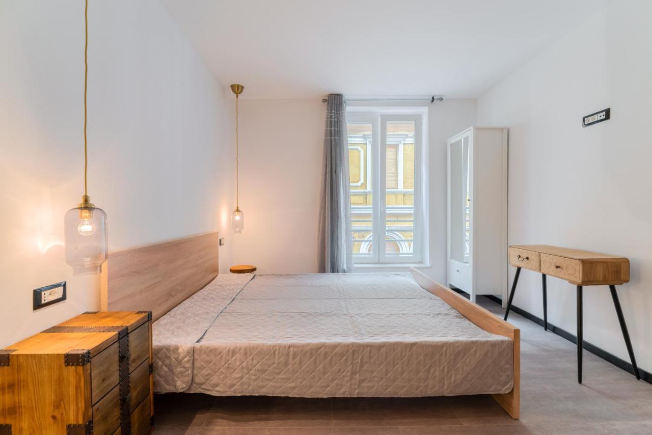Black & White Apartments Rijeka Luaran gambar