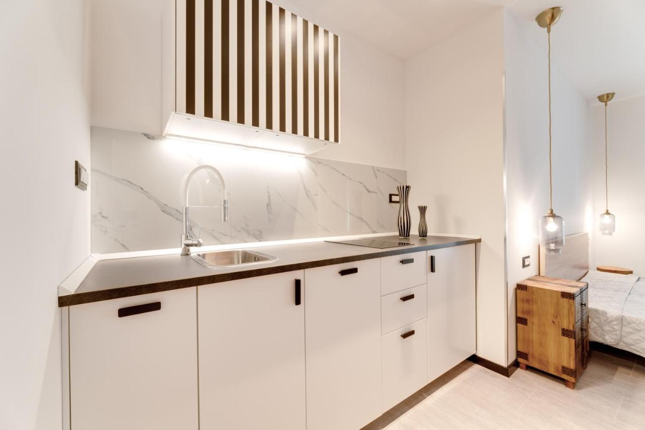 Black & White Apartments Rijeka Luaran gambar